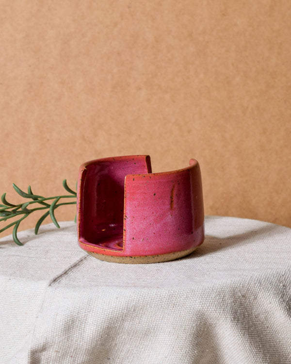 Raspberry Sponge Rest