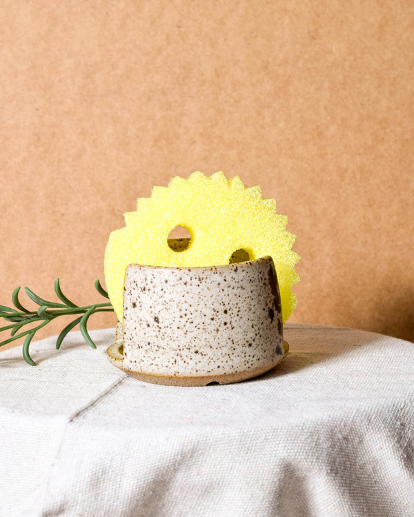 Eggshell Sponge Rest