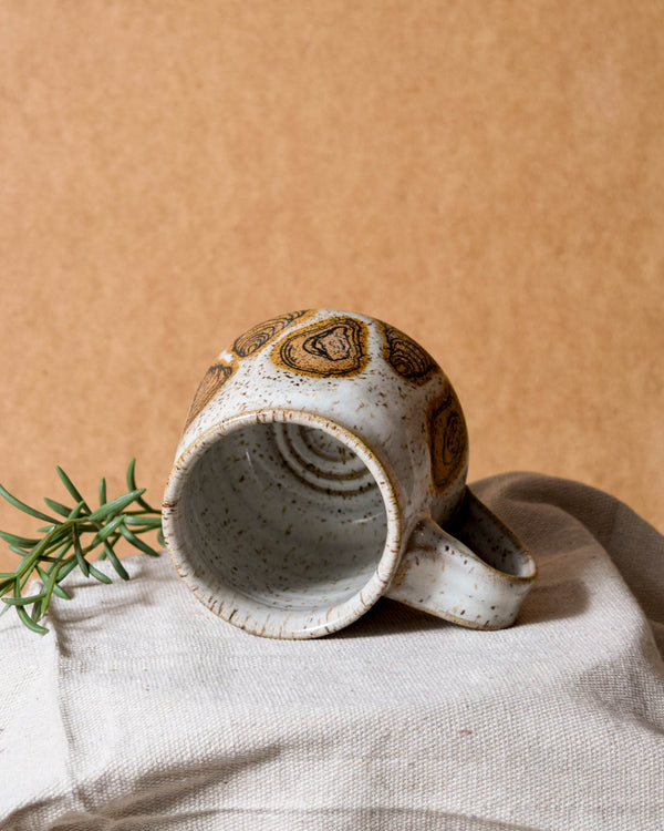 White Oyster Belly Mug