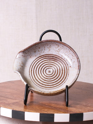 Sandy Beige Grater Herb Stripper Dish