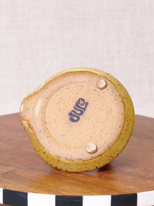 Lemon Yellow Sponge Rest
