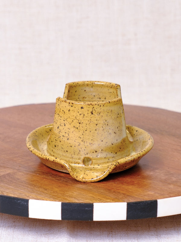 Lemon Yellow Sponge Rest