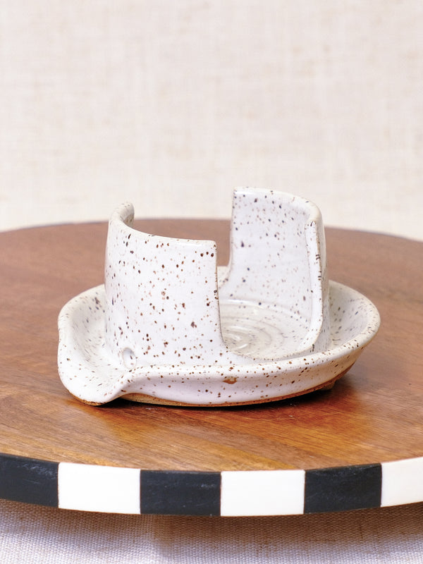 White Sponge Rest