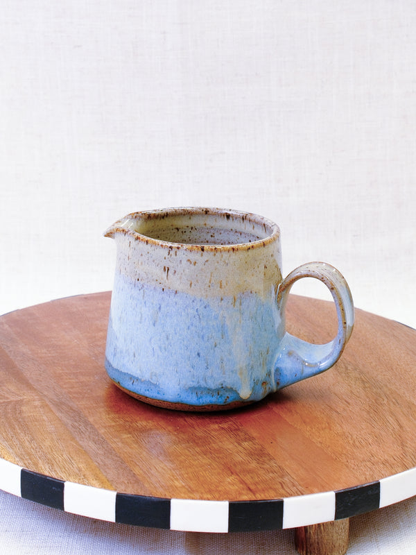 Sand and Sea Citrus Juicer and Pitcher Set