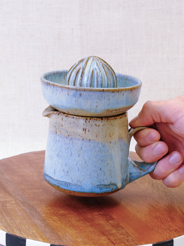 Sand and Sea Citrus Juicer and Pitcher Set